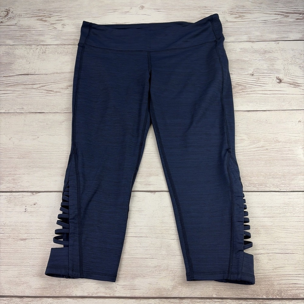 Athleta Women's L Capri Tight Legging Chaturanga Criss Cross Lattice Blue Yoga